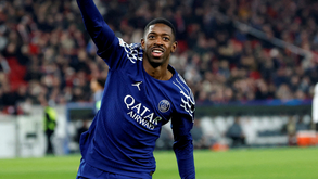 A crónica do Estugarda-PSG, 1-4: Dembélé resolve