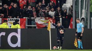 Francisco Conceição levou com objetos atirados por adeptos do Benfica