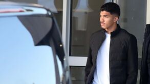 As imagens da chegada de William Gomes a Portugal para reforçar o FC Porto