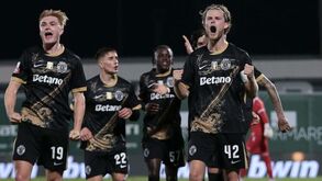 Há um jogador do Sporting que jogou todos os últimos 1.200 minutos possíveis: adivinha quem?