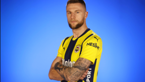 Milan Skriniar reforça Fenerbahçe de José Mourinho