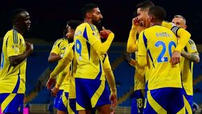 Al Raed-Al Nassr, 1-2: Cristiano Ronaldo marca, assiste e celebra novo triunfo