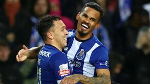 Galeno está de saída do FC Porto e deixa mensagem a Pepê: «Foi uma honra jogar ao teu lado»