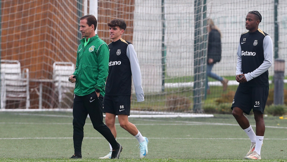 Leões preparam jogo com 1.º Dezembro