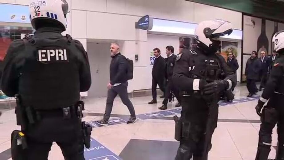 Adeptos desiludidos após derrota com o Nacional