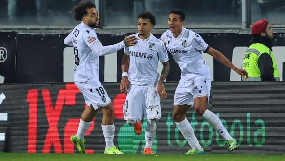 Kaio César ao serviço do V. Guimarães