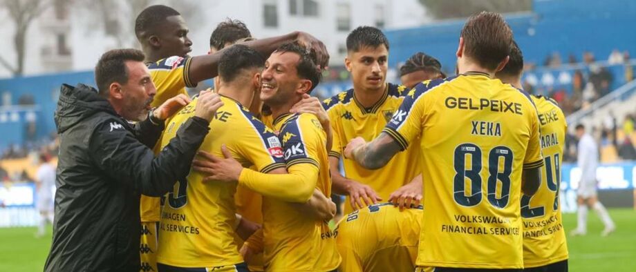 A crónica do Estoril-V. Guimarães, 1-0: whisky escocês em dose tripla 
