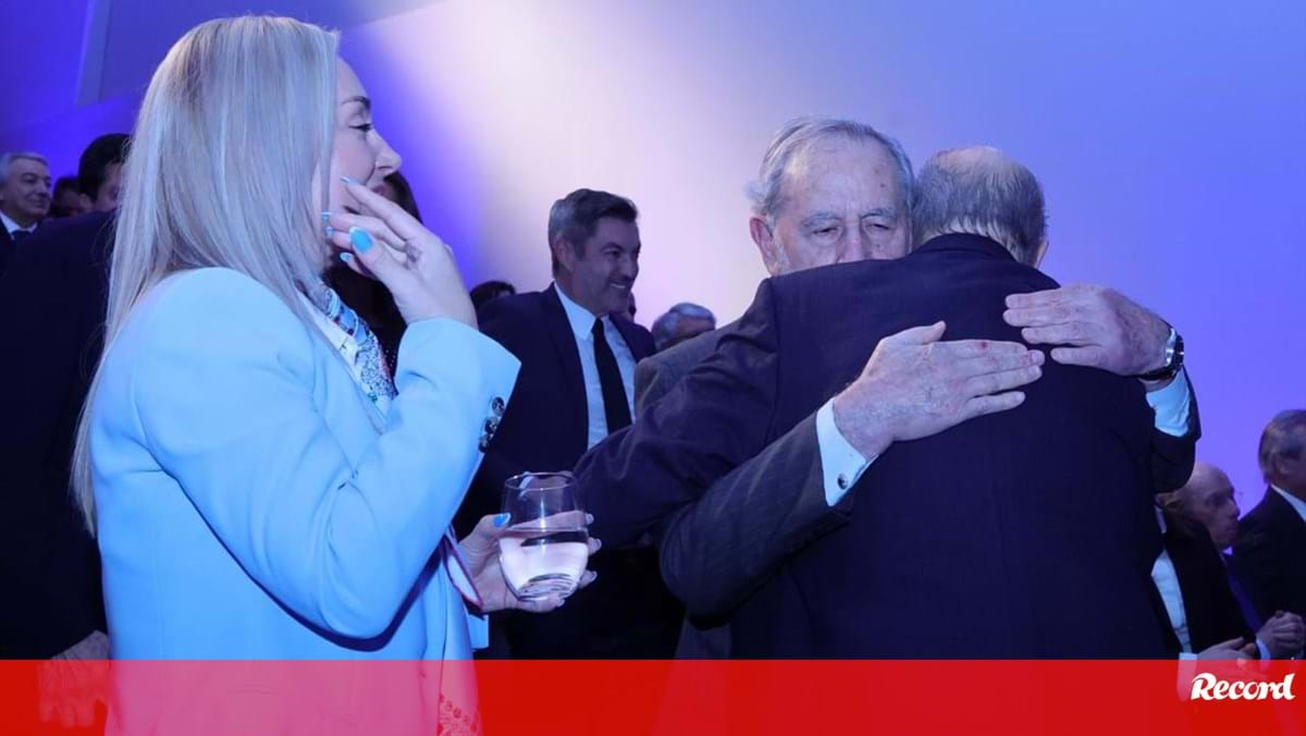 Ramalho Eanes honors Pinto da Costa: “A unique leader