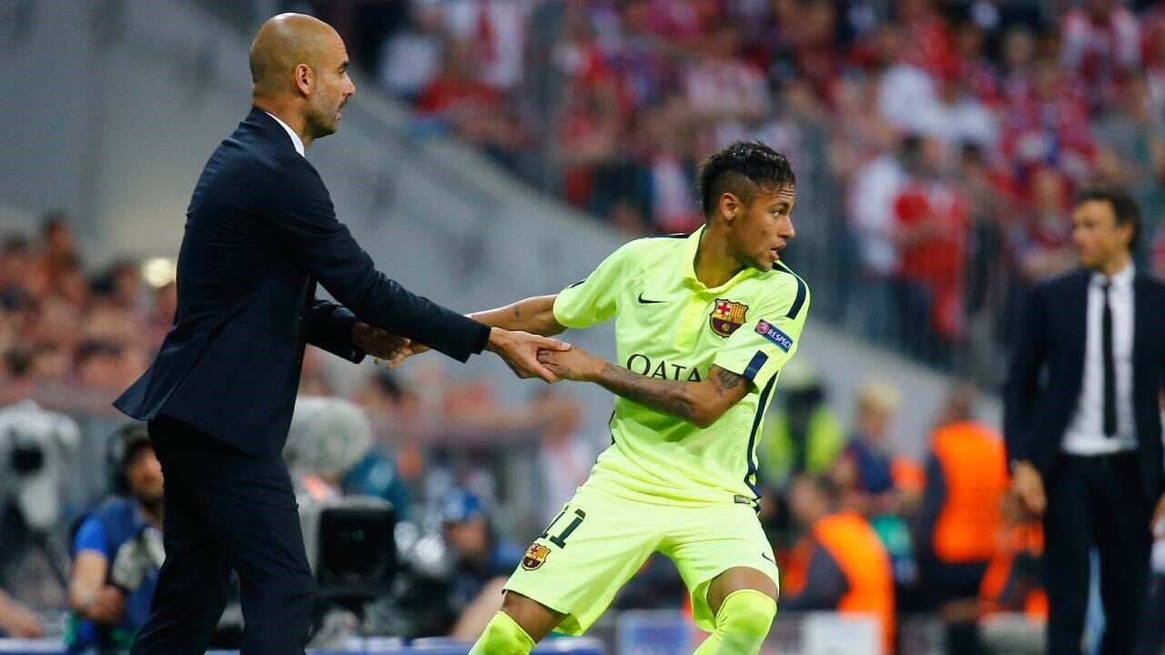 Guardiola e Neymar num Bayern Munique-Barcelona em 2015, para a Champions