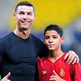 Cristiano Ronaldo não esconde que gostaria de jogar com o filho: «Não é algo que me tire o sono, mas...»