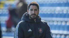 João Pereira critica relvado: «Nem os jogadores do Real Madrid ou Barcelona conseguiriam jogar aqui...»