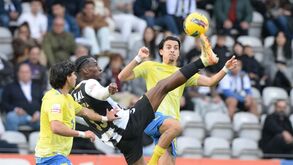 A crónica do Nacional-Arouca, 1-2: saber dominar e fechar a loja