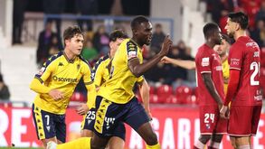 A crónica do Gil Vicente-Estoril, 1-2: Armadilha fatal em cima da linha