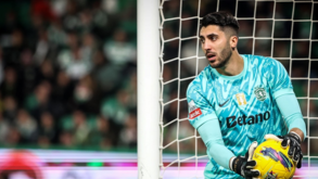 Rui Silva volta para manter baliza fechada