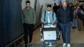 Biel já está em Lisboa para reforçar o Sporting: as imagens da chegada