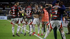 Flamengo bate Botafogo e vence Supertaça do Brasil 