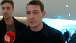 Reforço para o Benfica: as imagens da chegada de Belotti a Lisboa