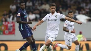 Negócio Tomás Händel caiu: a história das negociações do FC Porto com o Vitória... com o Milan pelo meio