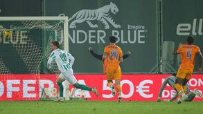 A crónica do Rio Ave-FC Porto, 2-2: em estado de sítio com defesa de papel 