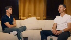 Ronaldo garante que nunca teve má relação com Messi: «Traduzia-lhe nas galas o que diziam em inglês»