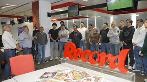 Os bastidores da visita da Seleção Nacional de andebol à redação de Record