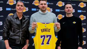 Doncic apresentado nos Lakers: «Foi um choque. Tive de ver se não era dia das mentiras...»