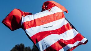 Por um futebol inclusivo: São João de Ver lança camisola especial para invisuais