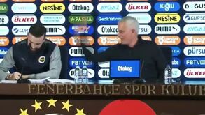 Tradutor do Fenerbahçe confundiu 'twilight' com 'toilets' e Mourinho... nem quis acreditar