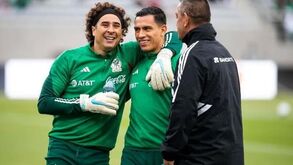 Malagón revela como luta com Ochoa pela baliza o esgotou mentalmente