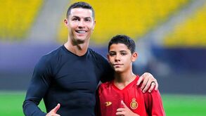 Cristiano Ronaldo não esconde que gostaria de jogar com o filho: «Não é algo que me tire o sono, mas...»