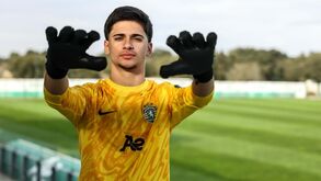Guilherme Alves assina contrato de formação com o Sporting aos 15 anos
