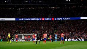 At. Madrid 'pega' em folheto do IKEA e provoca Real: «Usar a televisão do clube para pressionar os árbitros...»