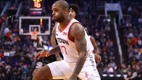 Jogador da NBA troca três vezes de equipa... em cinco dias