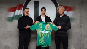 Kovacevic oficializado no Legia por empréstimo do Sporting: «Queria jogar aqui, tomei logo a decisão»
