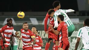 A crónica do Rio Ave-São João de Ver, 2-1: até doeu de ver este São Clayton