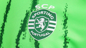 Sporting anuncia como vai entrar em campo no Dragão: veja a 'pele' dos leões no clássico