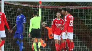 A crónica do Benfica B-Feirense, 0-1: águias travaram no vermelho