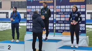 Jéssica Rodrigues campeã mundial júnior de patinagem de velocidade no gelo