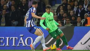 «Passo-te a bola e tu fazes o resto»: Maxi Araújo enche colega no Sporting de elogios