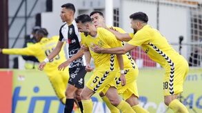 A crónica do Farense-Nacional, 0-2: astúcia insular e tiros nos pés
