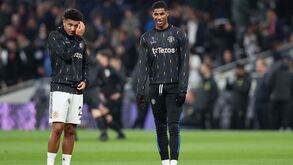 Jadon Sancho provoca Manchester United no dia da estreia de Rashford pelo Aston Villa