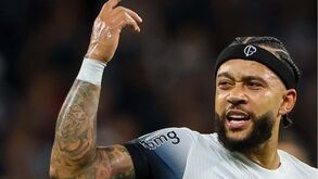 Depay e a relação com Garro: «Queremos ganhar títulos juntos»