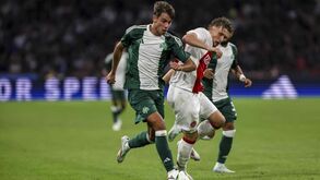 Lateral Vagiannidis para reatar no verão