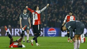 A crónica do Feyenoord-Milan, 1-0: Duro golpe de Paixão