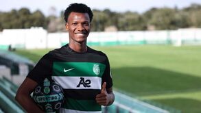 Yvan Sebai: reforço para o meio-campo da formação do Sporting chega da Costa do Marfim 