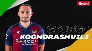 Quem é Kochorashvili, o médio que o Sporting quer segurar para o verão?