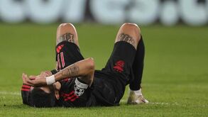 Aursnes junta-se a Di María na lista de lesionados: conheça os tempos de paragem de ambos
