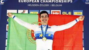 Primeiro-ministro felicita Iúri Leitão por título europeu na pista