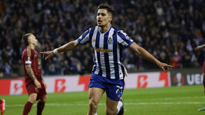 As notas dos jogadores do FC Porto frente à Roma: Moura de trabalho afia a ponta da lança