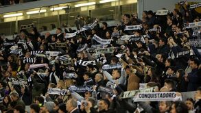 Bilhetes de acompanhante destinados aos adeptos do V. Guimarães para dérbi com o Sp. Braga esgotaram